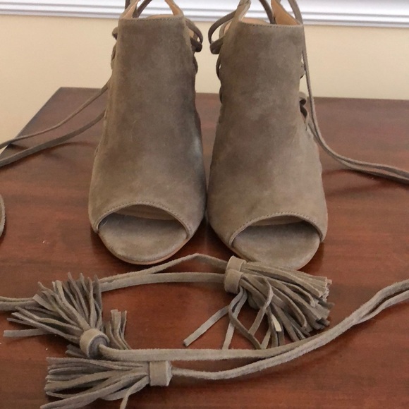 Open toe ankle wrap booties - Picture 1 of 3